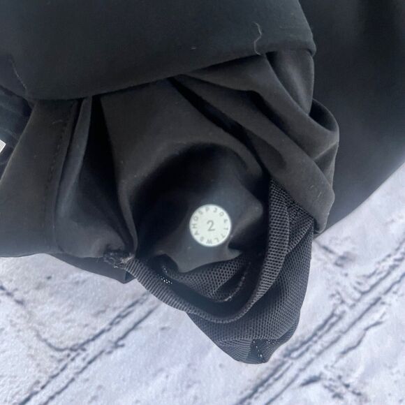 Lululemon On The Fly Jogger Pants Black Size 2 Drawstring Logo - Picture 7 of 7